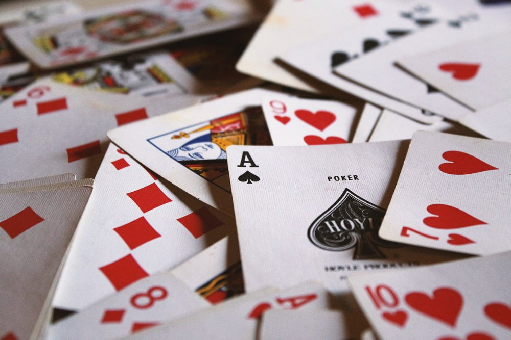 Vad är en flop i poker? Så fungerar floppen