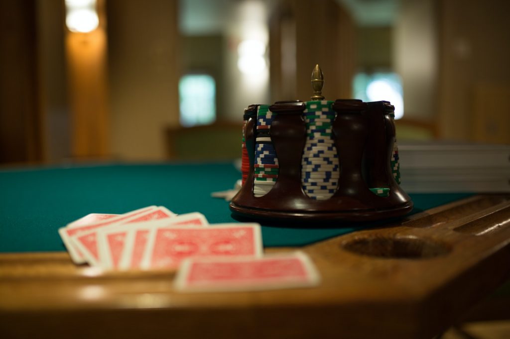 sSeven card stud poker regler